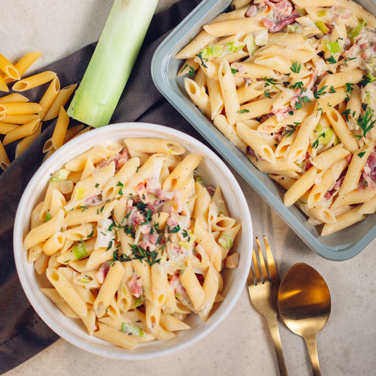 Penne carbonara de poireaux et lardons fumés