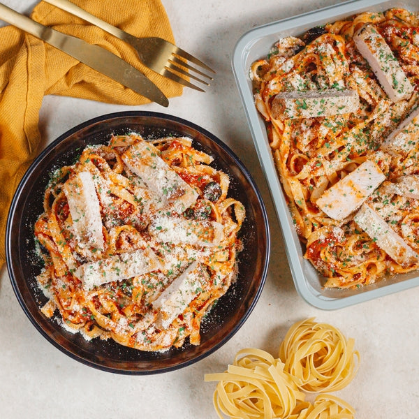Tagliatelles sauce napolitaine et mignon de porc au poivre